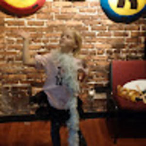 Meet your Posher, Kristen